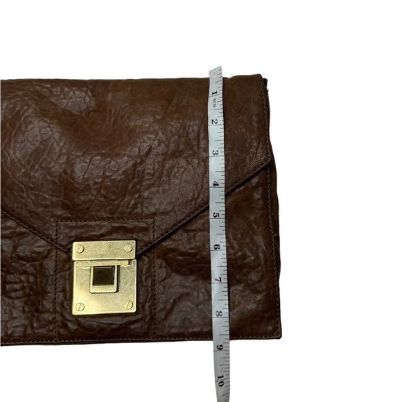 Tory Burch | Tory Burch Dayton Envelope Clutch in Brown Leather - Picture 7 of 13